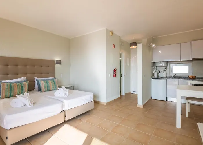 Jardim With Sea View - Free Wi-fi - Pool 아파트 *